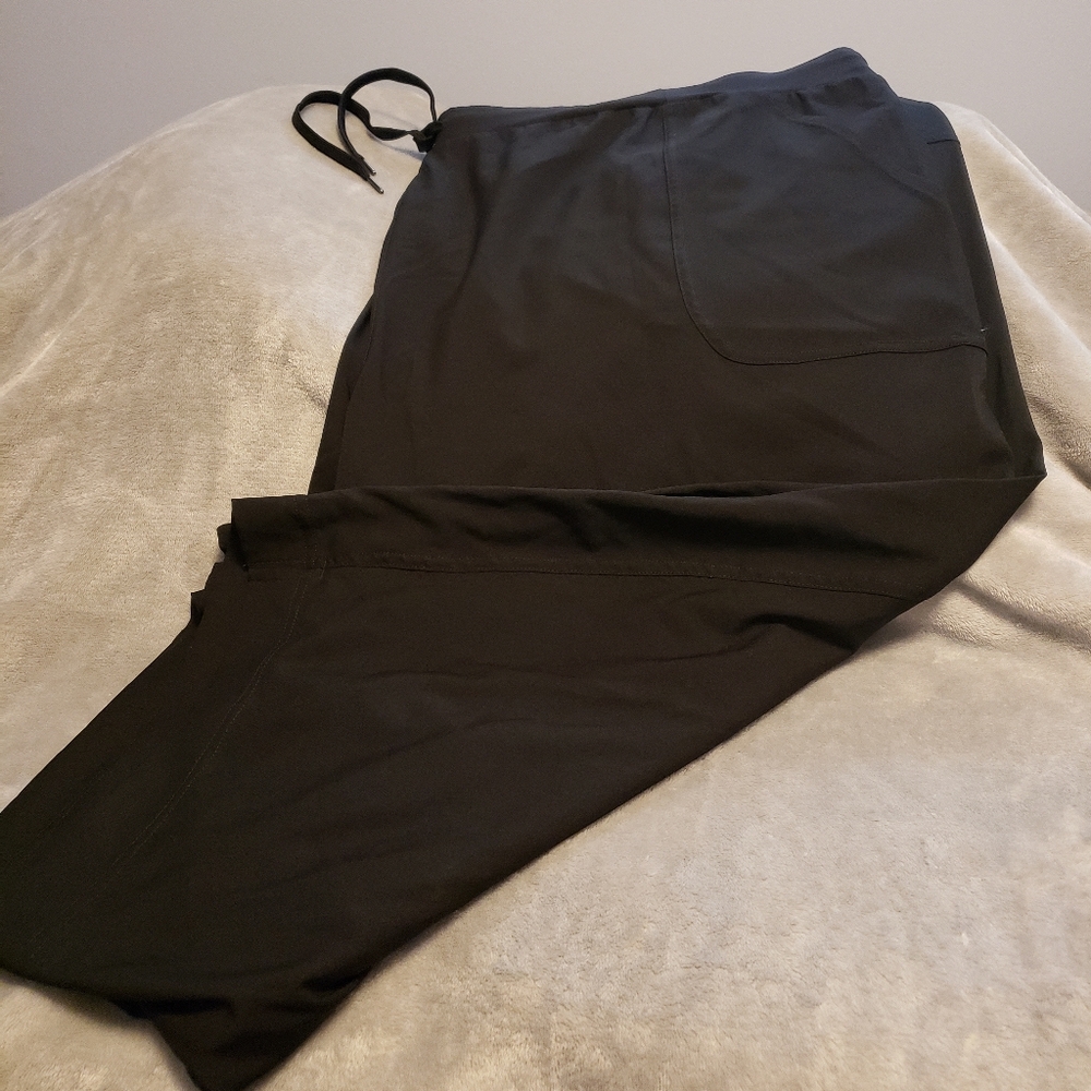 Womens plus size capri pants.